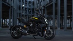 Terungkap! Intip Wujud Ducati Diavel V4 2025 Bercorak Black Roadster!