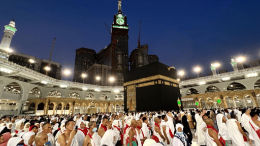 5 Kiat Memilih Pakaian Umrah yang Nyaman dan Stylish!