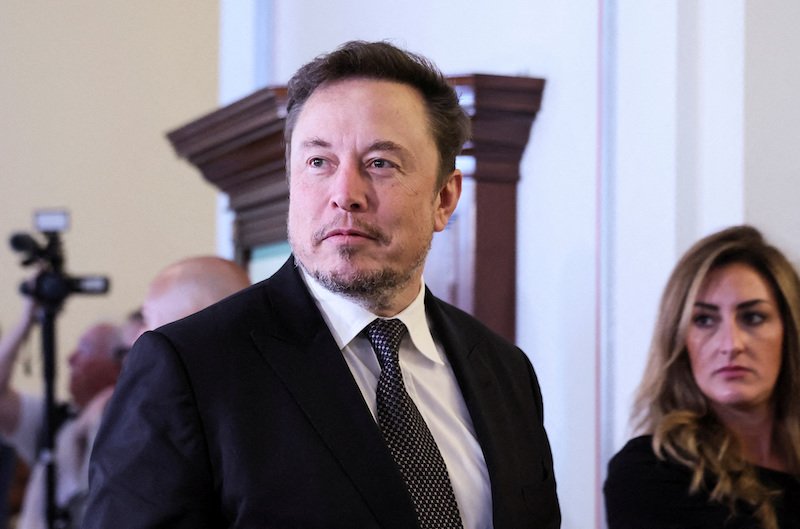 Awali 2025, Elon Musk Resmi Jadi Raja Teknologi Dunia!