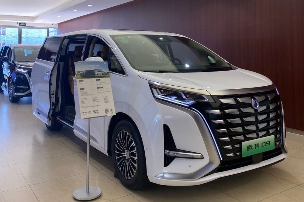 BYD Tegaskan Denza Bukan Pesaing Alphard, Apa Alasannya?