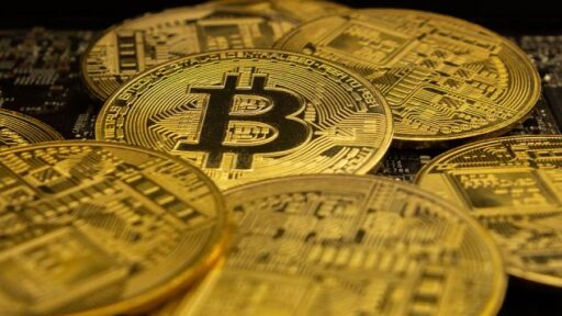 Bitcoin ETFs Melonjak 2024, Apakah Perlindungan ETF Menguntungkan?