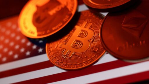 Bitcoin Melambung ke $100.000, Fed Pertimbangkan Pemotongan Suku Bunga