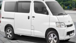 Daftar Mobil Daihatsu Paling Diburu 2024: Sigra, Terios, Gran Max!