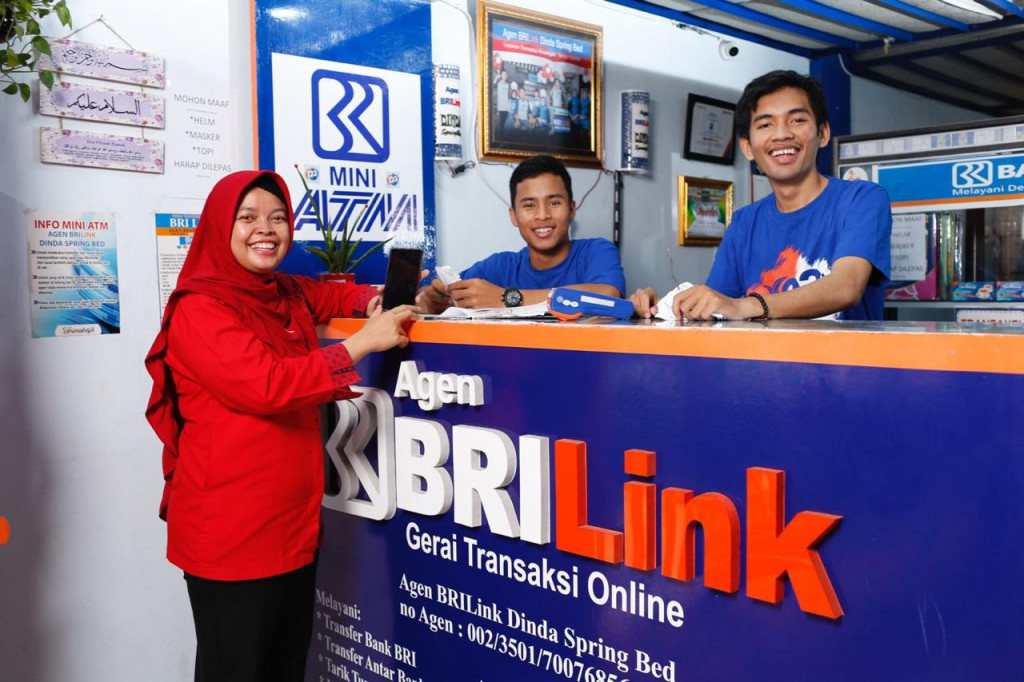 Dampak Ekonomi dan Sosial: 1 Juta Agen BRILink BRI di Masyarakat