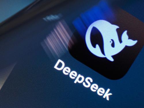 DeepSeek: AI Berbiaya Rendah dengan Keunggulan di Atas Chatbot