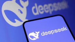 DeepSeek AI Klaim Hadapi Serangan Besar, Pengguna Baru Terkendala