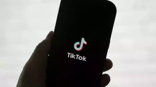 Drama TikTok di AS: Diblokir, Kini Kembali Bersinar Berkat Trump!