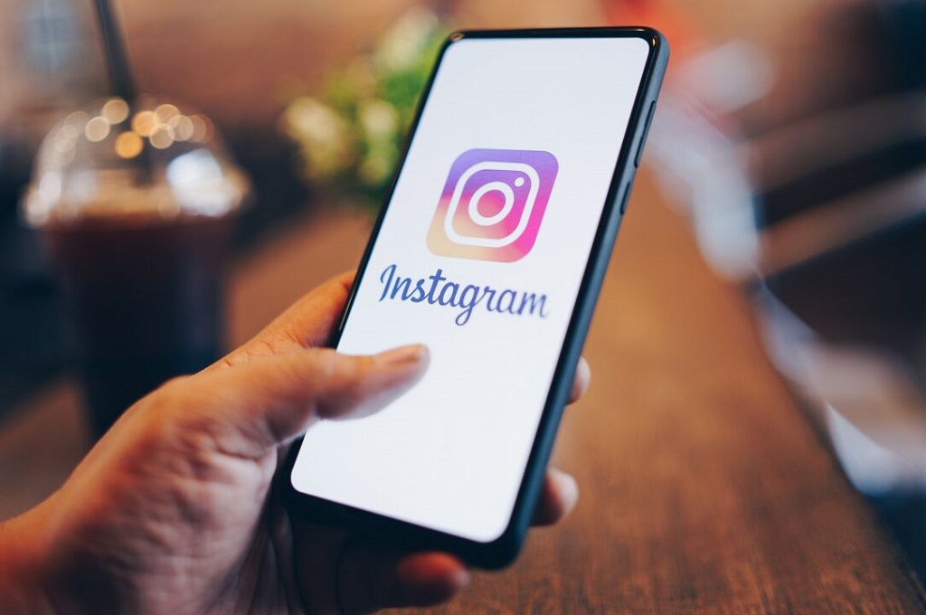 Feed Instagram Berantakan? Ini Cara Ampuh Merapikannya!