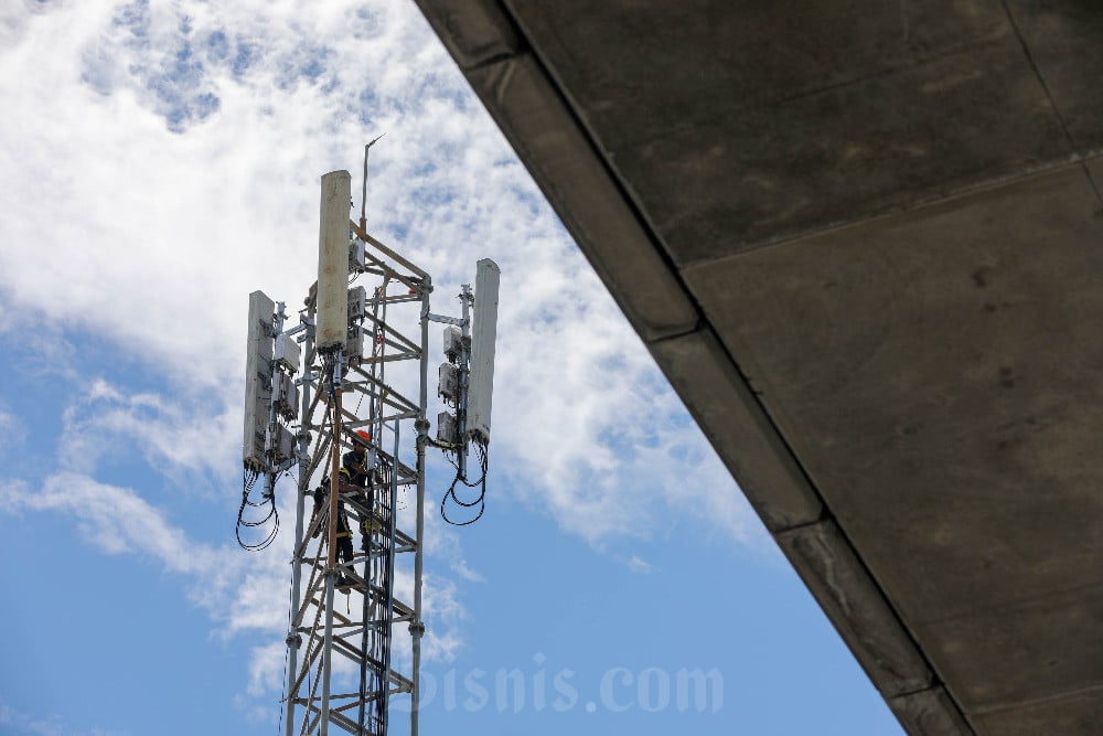 Ganti Dirjen, Komdigi Tunda Lelang 3 Frekuensi 700 MHz-2,6 GHz?