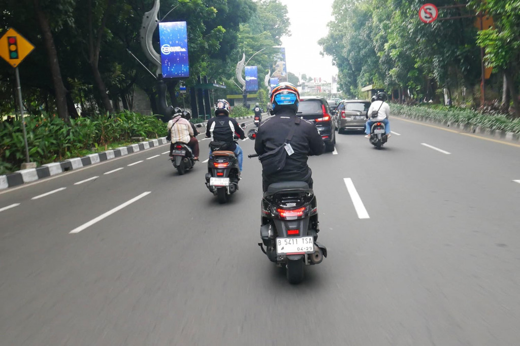 Hindari Menyalip Kendaraan Tak Beraturan, Tingkatkan Keselamatan!