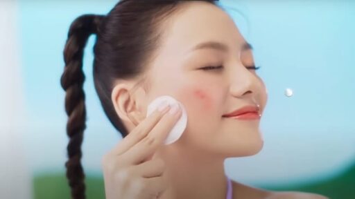 Jangan Sembarangan Pakai Micellar Water! Kulit Sensitif Berisiko!