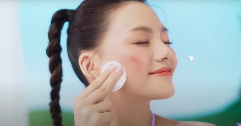 Jangan Sembarangan Pakai Micellar Water! Kulit Sensitif Berisiko!