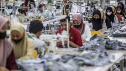 Kenapa Mahalnya Bahan Baku Bisa Hancurkan Industri Manufaktur?