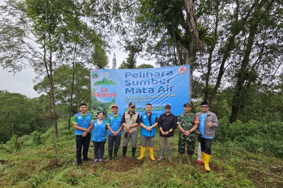 Le Minerale Tanam Ribuan Pohon untuk Keberlanjutan Air dan Kehidupan