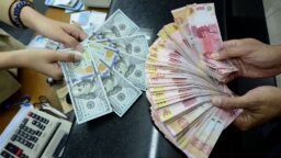 Menguat Banyak Pagi Ini, Rupiah Siap Gilas Dolar AS? Simak!