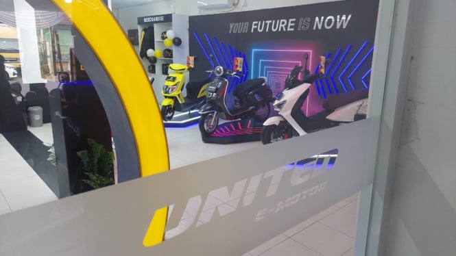 Motor Listrik United Ekspansi Showroom Baru di Jakarta Selatan!