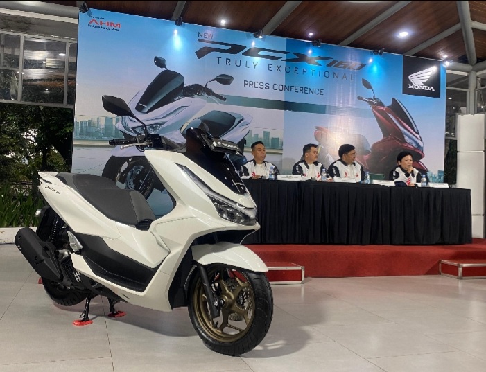 New Honda PCX 160 Rilis di Jawa Barat, Varian RoadSync Rp40 Jutaan!