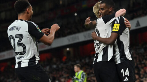 Newcastle Tarik Kejutan: Kalahkan Arsenal di Leg Pertama EFL Cup!