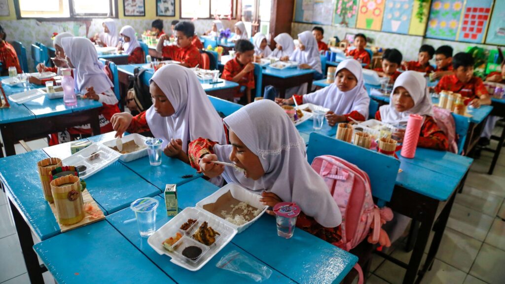 Panduan Lengkap: Cara Daftar Mitra Bansos Makan Bergizi 2025!