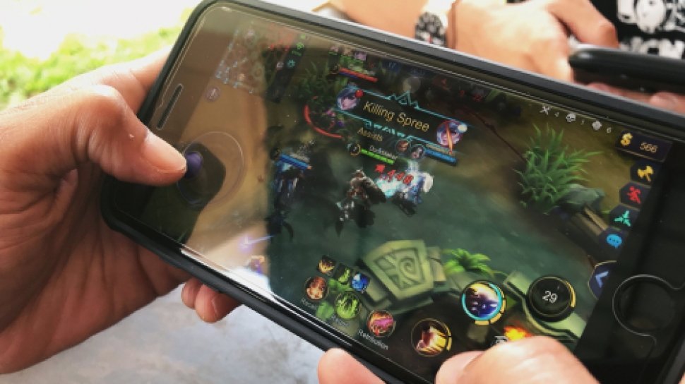 Pecinta Mobile Legends, PUBG, Valorant! Diskon Skin Besar-Besaran!