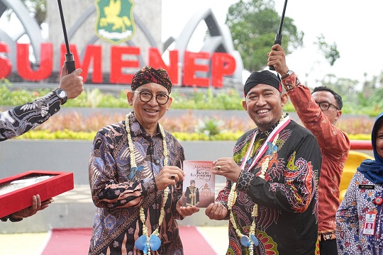 Peresmian Monumen Keris: Sumenep Siap Jadi Ibu Kota Keris Dunia!