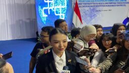 Profil Dirjen Baru Komdigi: Raline Syah dan Fifi Aleyda Yahya