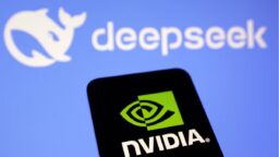 "Saham NVIDIA Turun 20%, Apakah DeepSeek Penyebabnya?" - Gamebrott.com