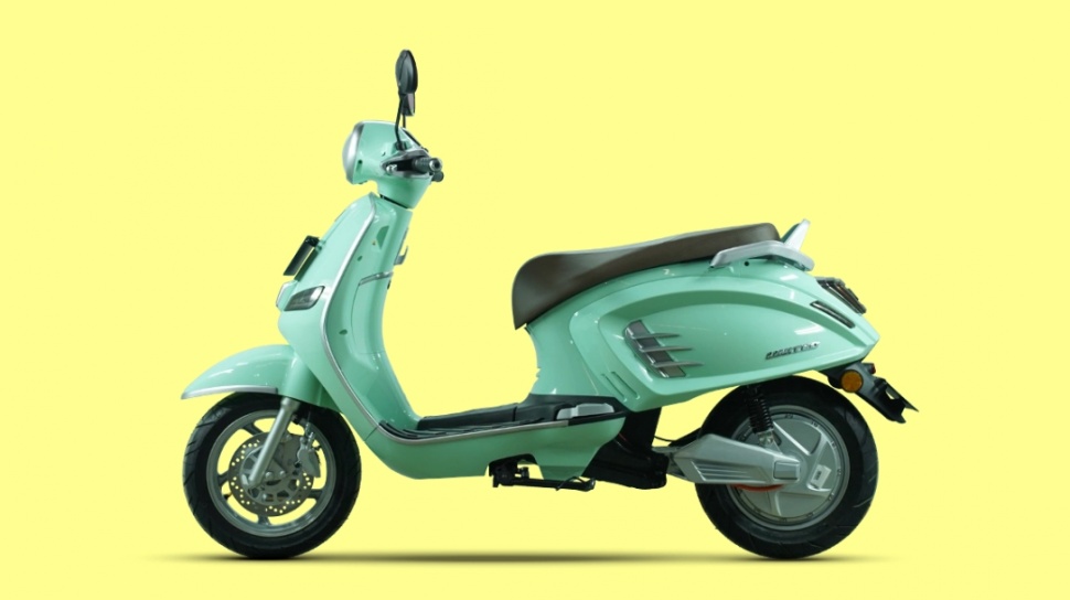 Seganteng Vespa! Motor Listrik Ini Siap Tantang, Harga Setengah!