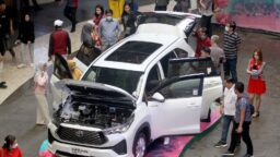 Toyota Pede Penjualan Mobil Bakal Melonjak! Apa Rahasianya?