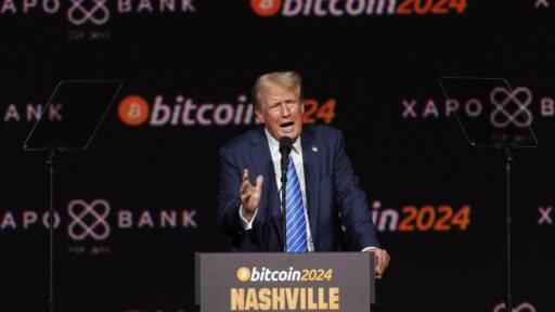 Trump Rencanakan Penetapan Cryptocurrency Sebagai Prioritas Nasional