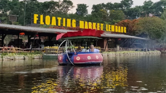 Wahana Seru dan Foto Keren: Eksplorasi Floating Market Lembang!