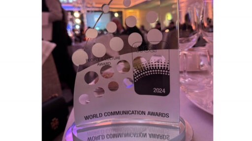 Wow! Telkomsel Curi Perhatian Dunia di World Communication Awards 2024!