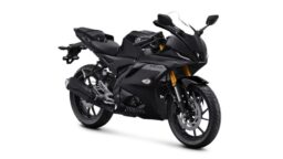 Yamaha R15 2025 Hadir dengan Warna dan Grafis Terkini, Lebih Agresif!