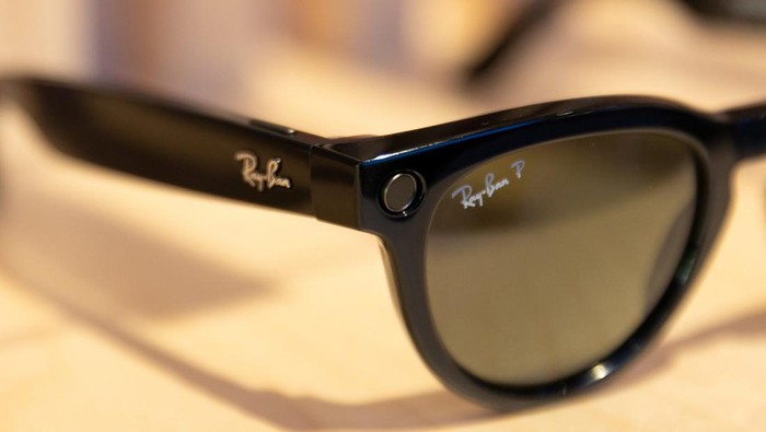 Apple Hentikan Proyek Kacamata AR, Saingan Meta Ray-Ban Tersendat!