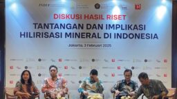 Gaji TKA di Hilirisasi Mineral 10 Kali Lipat, Bagaimana Nasib Lokal?