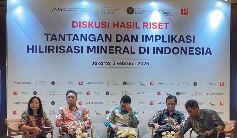 Gaji TKA di Hilirisasi Mineral 10 Kali Lipat, Bagaimana Nasib Lokal?