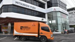 Mitsubishi Fuso Buka Dua Bengkel Siaga 24 Jam Awal 2025!