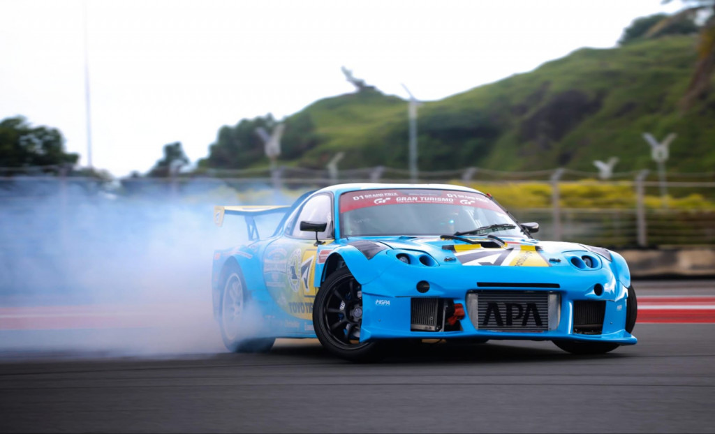 Kehebohan Mazda RX-7 Quad-Rotor Ngepot di Sirkuit Mandalika!