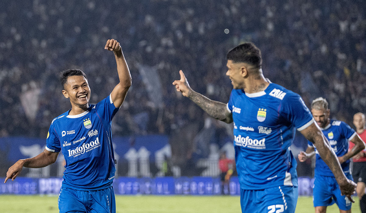 Persib Bidik Kemenangan Keempat dalam Duel Seru Melawan Persebaya