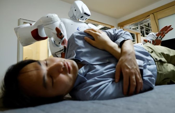 Robot AI Jadi Perawat Lansia di Jepang, Inovasi Menjanjikan!